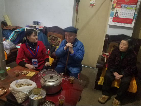 六枝特区红十字会开展人道救助金发放工作467.png