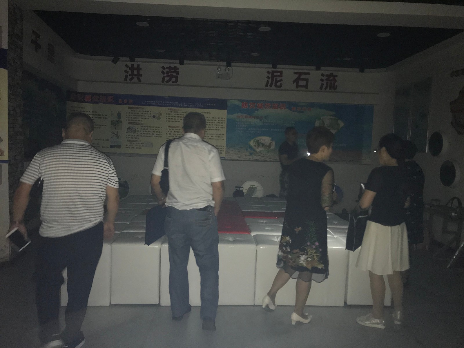 图2.2.JPG