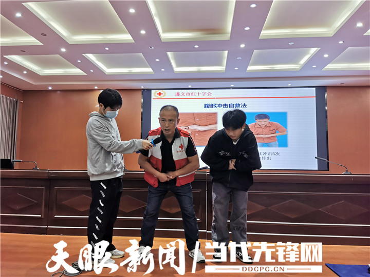d78b87d63546aeab8ac33e0b85e62531.jpg