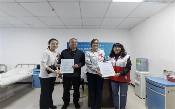 8ff1dd1e053637dda74518d42f1f3161.jpg