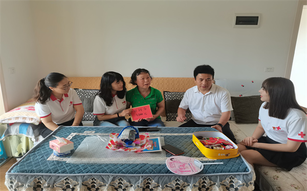 b38fbde73f9d4377acec81165e763080.jpg