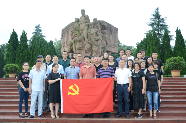 b79a9bb536638478e6086caa6dffcf86.jpg